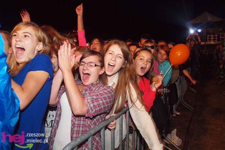 Dni Mielca 2013: sobota: finałowy koncert grupy Afromental - cz. III