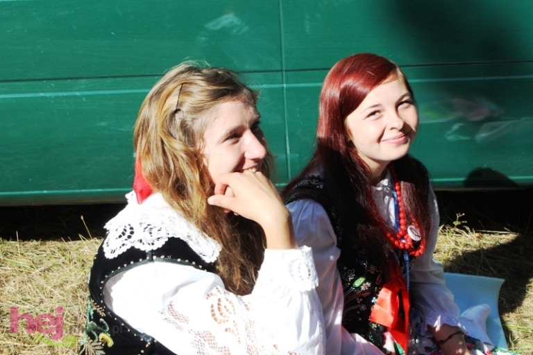 Pielgrzymkowe śpiewy i tańce na Hektarowej