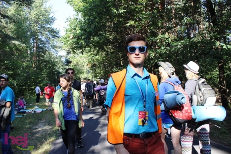 Pielgrzymkowe śpiewy i tańce na Hektarowej