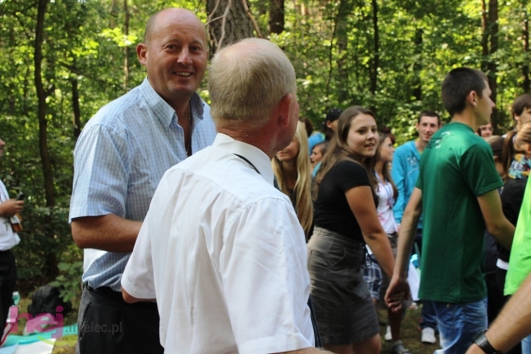 Pielgrzymkowe śpiewy i tańce na Hektarowej