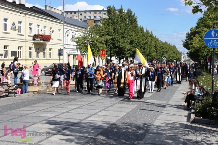 U stóp Matki Boskiej Częstochowskiej