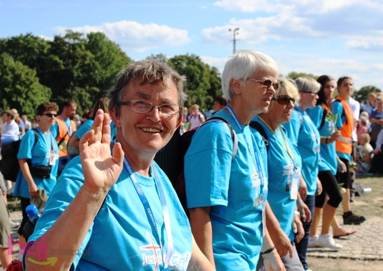 U stóp Matki Boskiej Częstochowskiej