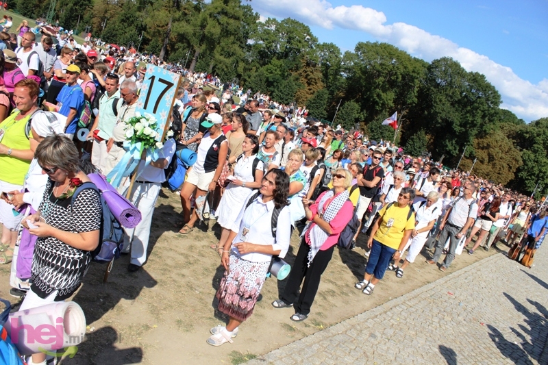 U stóp Matki Boskiej Częstochowskiej