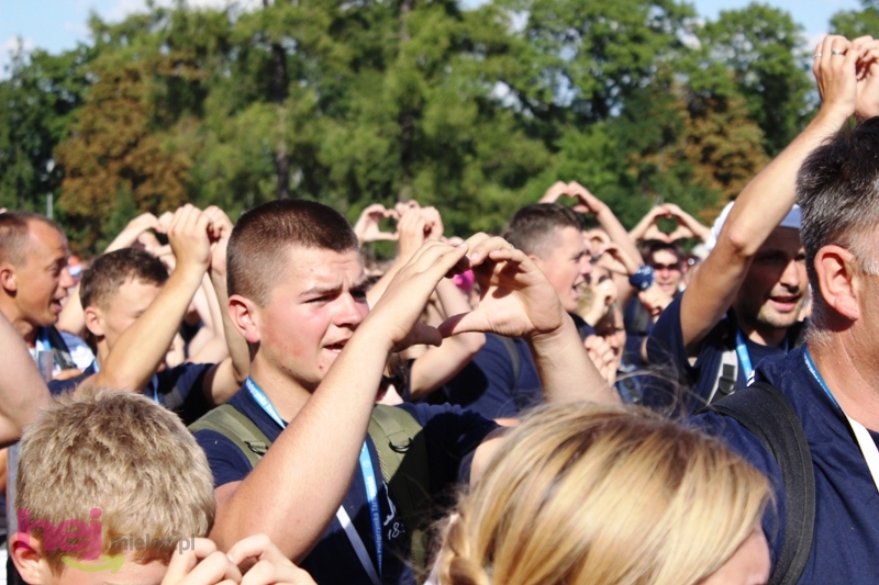 U stóp Matki Boskiej Częstochowskiej