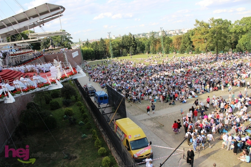 U stóp Matki Boskiej Częstochowskiej
