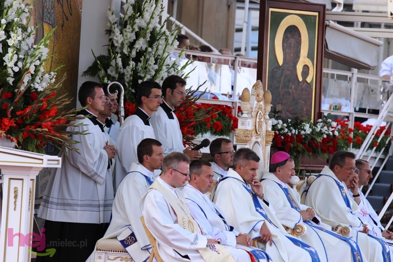 U stóp Matki Boskiej Częstochowskiej