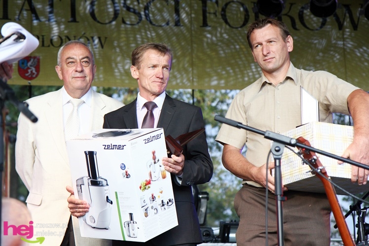 XIII Dożynki Województwa Podkarpackiego: korowód i uroczystosci na Gryfie - cz. II