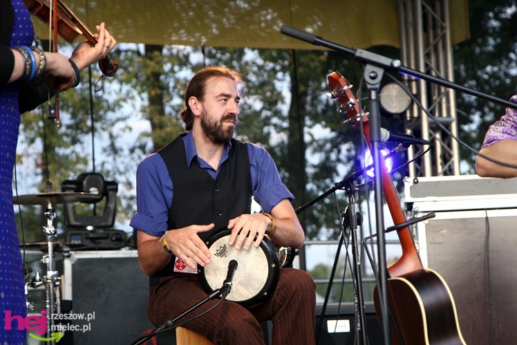 XIII Dożynki Województwa Podkarpackiego: scena artystyczna: koncerty grup ČAČI VORBA i PIERSI - cz. III