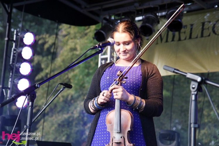 XIII Dożynki Województwa Podkarpackiego: scena artystyczna: koncerty grup ČAČI VORBA i PIERSI - cz. III