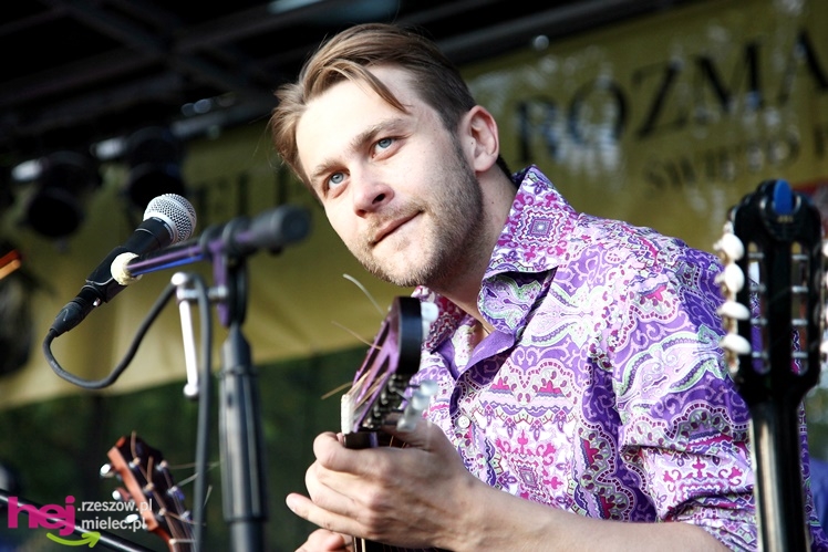 XIII Dożynki Województwa Podkarpackiego: scena artystyczna: koncerty grup ČAČI VORBA i PIERSI - cz. III