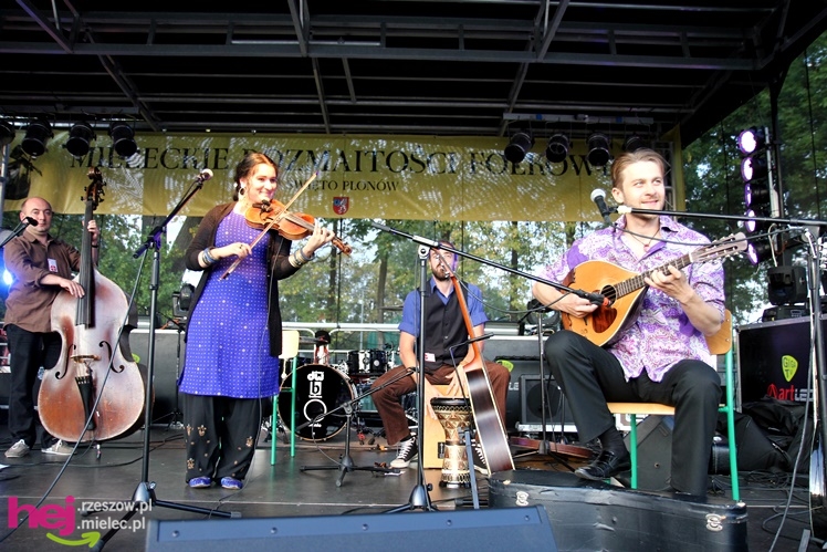 XIII Dożynki Województwa Podkarpackiego: scena artystyczna: koncerty grup ČAČI VORBA i PIERSI - cz. III
