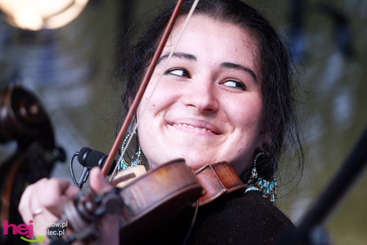 XIII Dożynki Województwa Podkarpackiego: scena artystyczna: koncerty grup ČAČI VORBA i PIERSI - cz. III