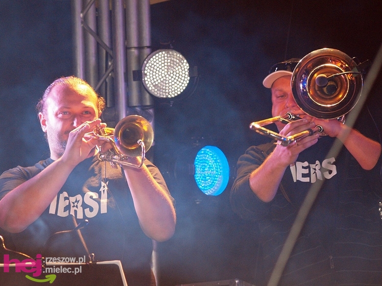 XIII Dożynki Województwa Podkarpackiego: scena artystyczna: koncerty grup ČAČI VORBA i PIERSI - cz. III