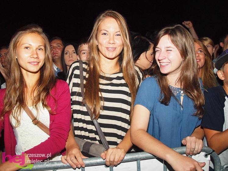 XIII Dożynki Województwa Podkarpackiego: scena artystyczna: koncerty grup ČAČI VORBA i PIERSI - cz. III