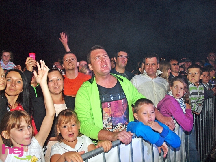 XIII Dożynki Województwa Podkarpackiego: scena artystyczna: koncerty grup ČAČI VORBA i PIERSI - cz. III