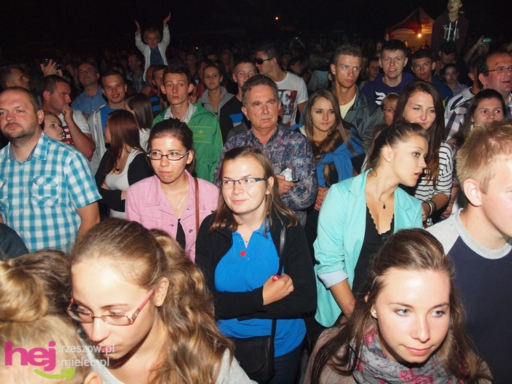 XIII Dożynki Województwa Podkarpackiego: scena artystyczna: koncerty grup ČAČI VORBA i PIERSI - cz. III