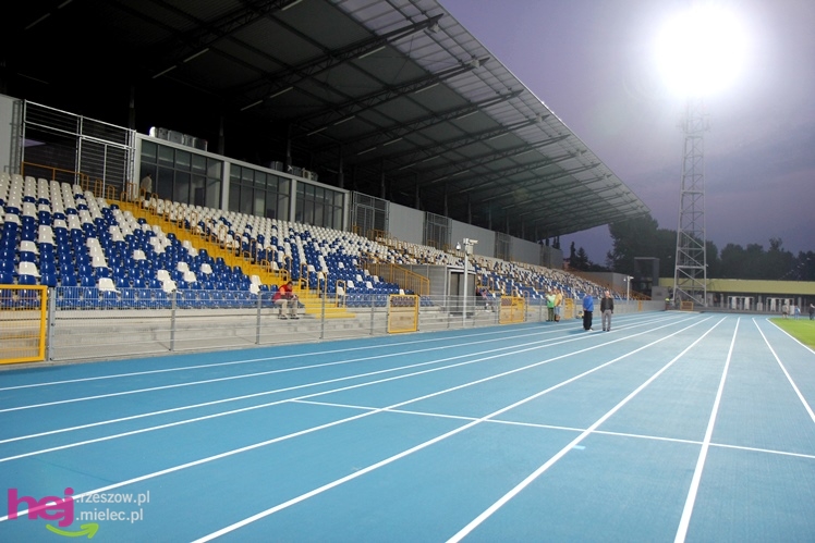 Stadion Miejski na kilka dni przed pierwszym meczem piłkarskim