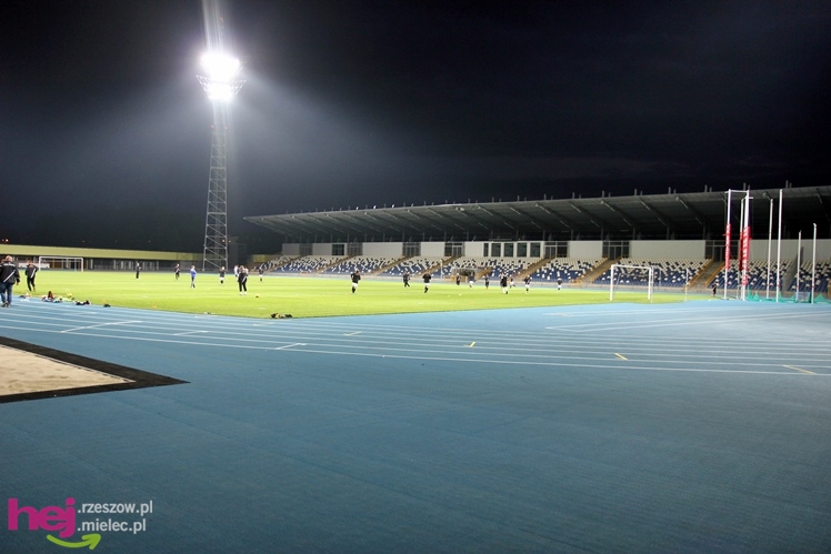Stadion Miejski na kilka dni przed pierwszym meczem piłkarskim