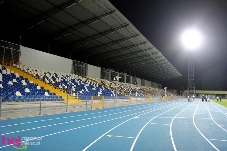 Stadion Miejski na kilka dni przed pierwszym meczem piłkarskim
