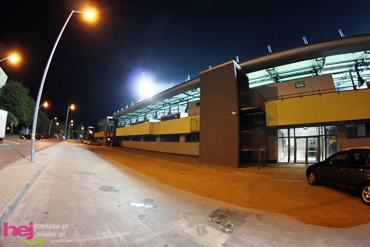 Stadion Miejski na kilka dni przed pierwszym meczem piłkarskim