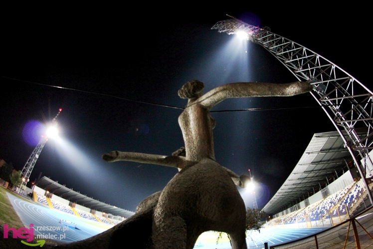 Stadion Miejski na kilka dni przed pierwszym meczem piłkarskim