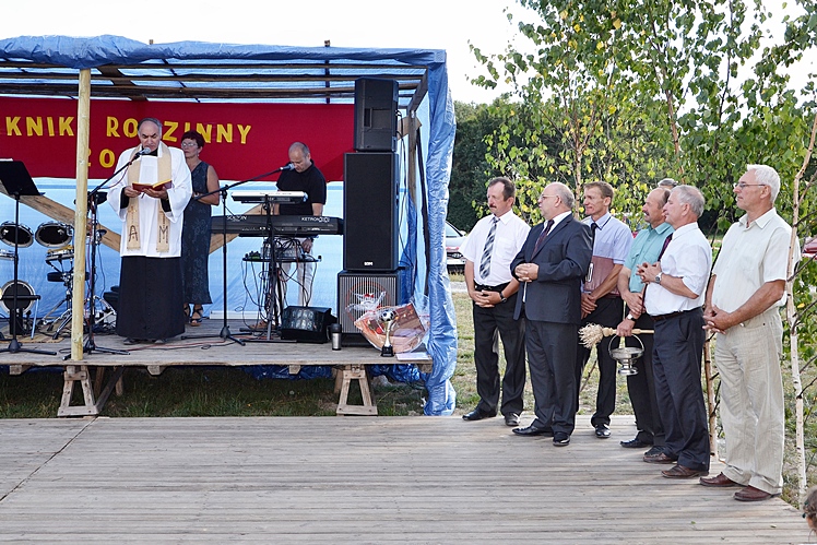 Otwarcie boiska piłkarskiego w Rudzie