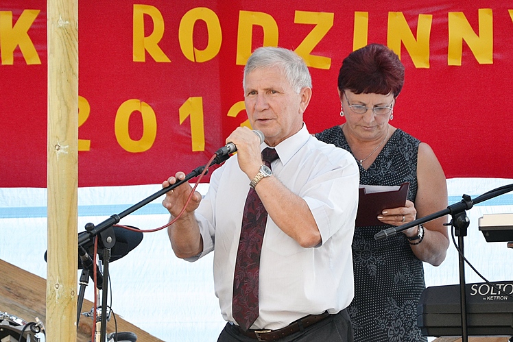 Otwarcie boiska piłkarskiego w Rudzie