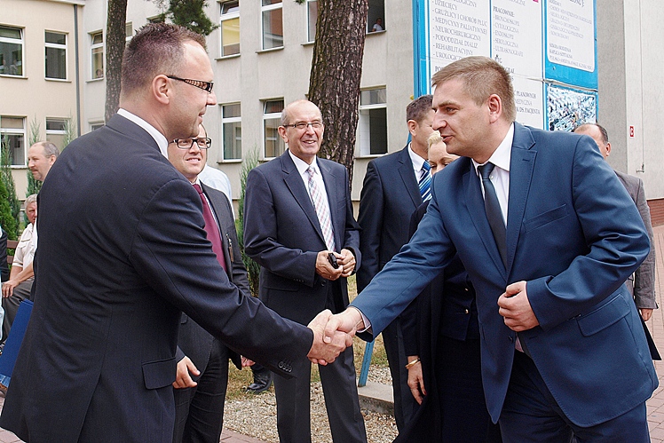 Minister Zdrowia odwiedził Szpital Powiatowy w Mielcu i mieleckie pogotowie ratunkowe