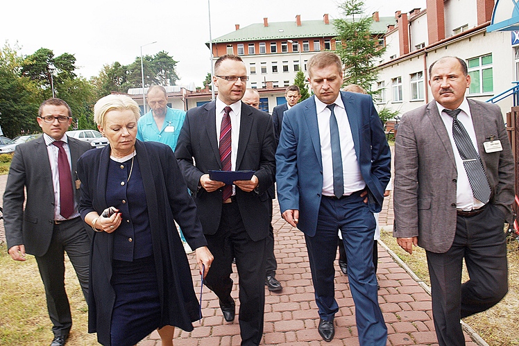 Minister Zdrowia odwiedził Szpital Powiatowy w Mielcu i mieleckie pogotowie ratunkowe