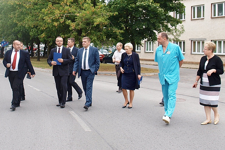 Minister Zdrowia odwiedził Szpital Powiatowy w Mielcu i mieleckie pogotowie ratunkowe
