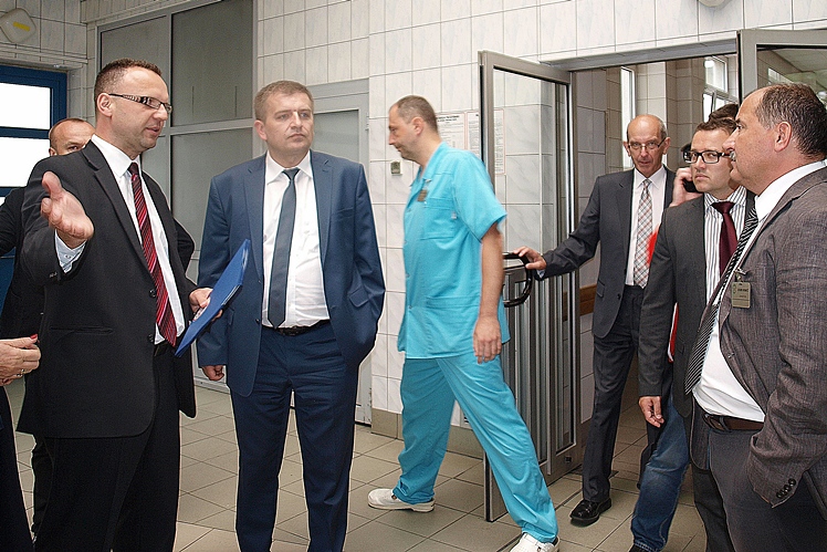 Minister Zdrowia odwiedził Szpital Powiatowy w Mielcu i mieleckie pogotowie ratunkowe