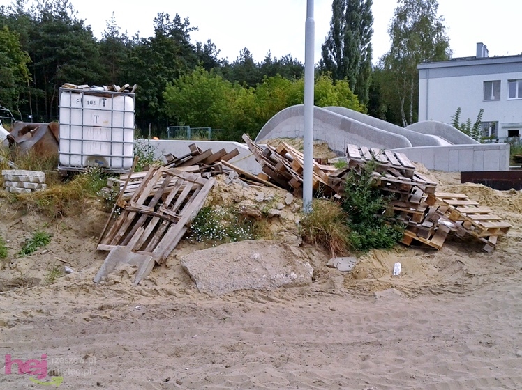 Trwa rewitalizacja Góry Cyranowskiej. Stan robót - sierpień 2013