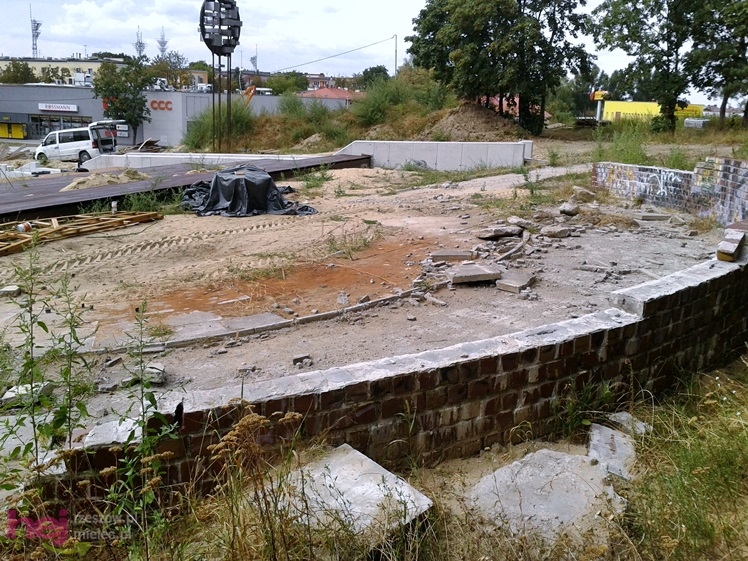 Trwa rewitalizacja Góry Cyranowskiej. Stan robót - sierpień 2013