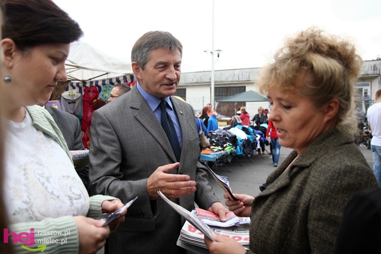 Przedwyborcza sobota w Mielcu: przyjechał klub parlamentarny PiS