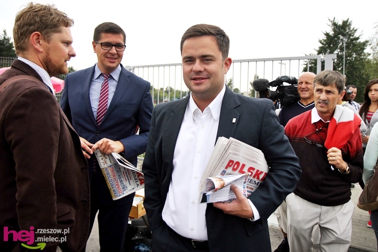 Przedwyborcza sobota w Mielcu: przyjechał klub parlamentarny PiS