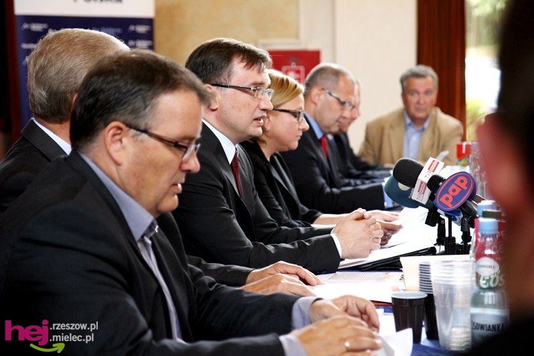 Przedwyborcza sobota w Mielcu: przyjechał klub parlamentarny Solidarnej Polski