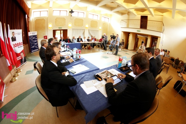 Przedwyborcza sobota w Mielcu: przyjechał klub parlamentarny Solidarnej Polski