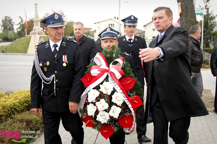 Odsłonięcie obelisku poświęconego Franciszkowi Krempie w Padwi Narodowej