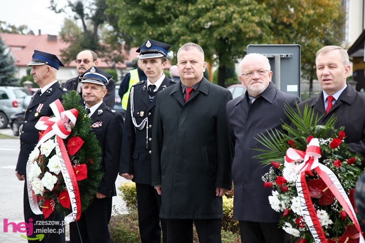 Odsłonięcie obelisku poświęconego Franciszkowi Krempie w Padwi Narodowej