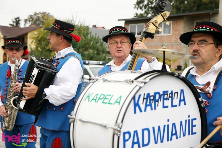 Odsłonięcie obelisku poświęconego Franciszkowi Krempie w Padwi Narodowej
