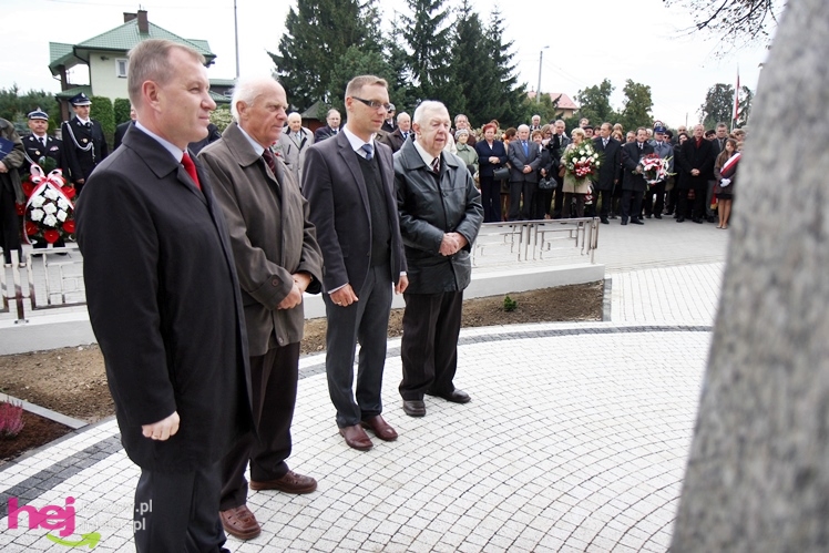Odsłonięcie obelisku poświęconego Franciszkowi Krempie w Padwi Narodowej