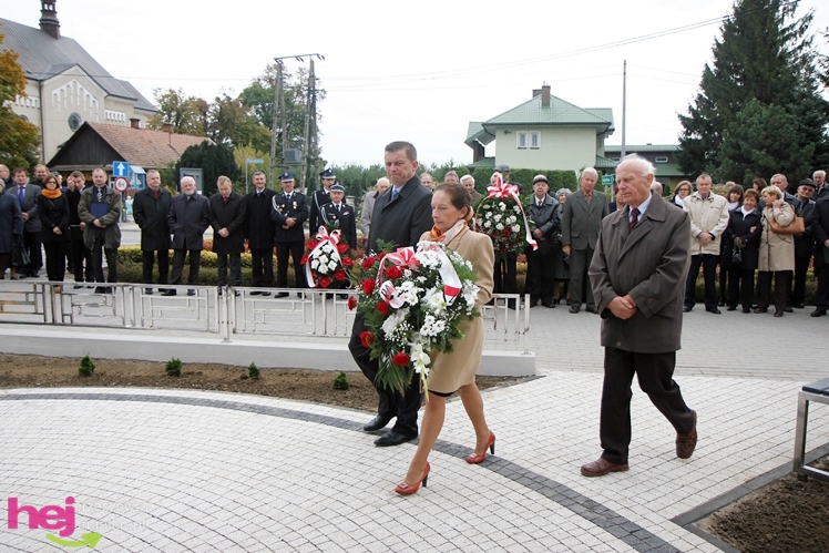 Odsłonięcie obelisku poświęconego Franciszkowi Krempie w Padwi Narodowej