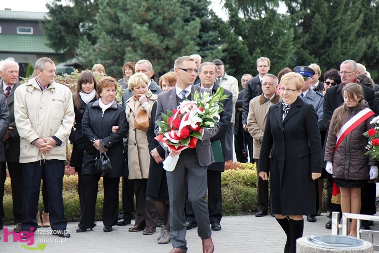 Odsłonięcie obelisku poświęconego Franciszkowi Krempie w Padwi Narodowej