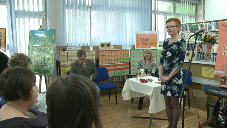 Promocja tomiku poezji ?Po tamtej stronie słońca? Danuty Łakomskiej
