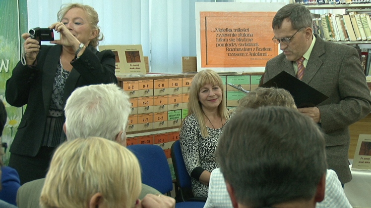 Promocja tomiku poezji ?Po tamtej stronie słońca? Danuty Łakomskiej