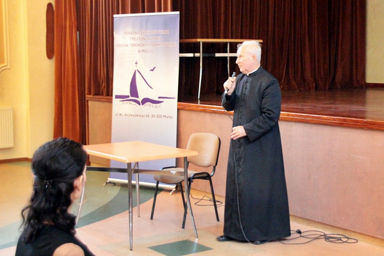 XI Sympozjum Poradni Specjalistycznej ARKA Mielec 2013