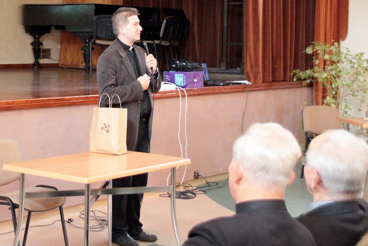 XI Sympozjum Poradni Specjalistycznej ARKA Mielec 2013
