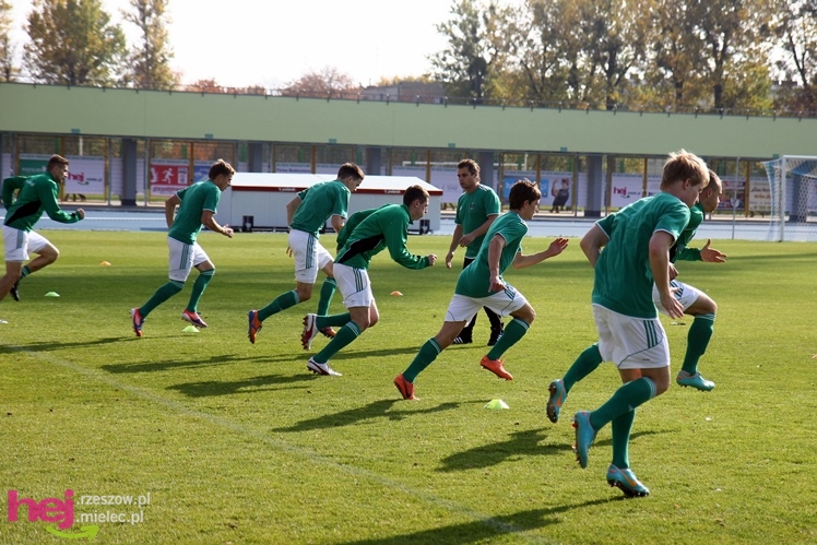 FKS Stal Mielec ? Radomiak Radom 1:0 w ramach 12. kolejki II ligi wschodniej - cz. I