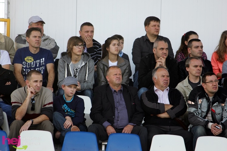 FKS Stal Mielec ? Radomiak Radom 1:0 w ramach 12. kolejki II ligi wschodniej - cz. I
