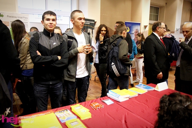 Mielecki Dzień Kariery ? Targi Edukacji i Pracy 2013